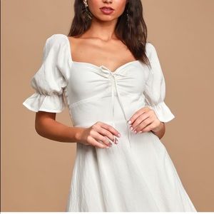 Lulu’s Elsie Puff Sleeve Mini Dress